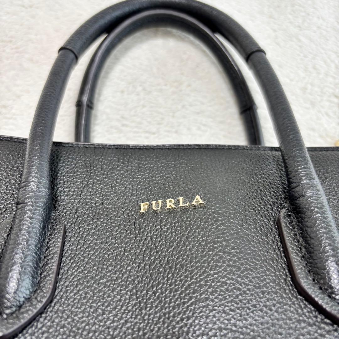 ✨️美品✨️ FURLA フルラ ハンドバッグ 2WAY レザー ブラック ピン