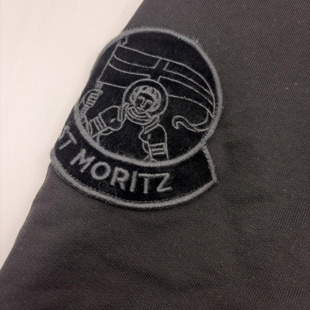 中古品 MONCLER ワッペン付きスウェット　トレーナー モンクレール