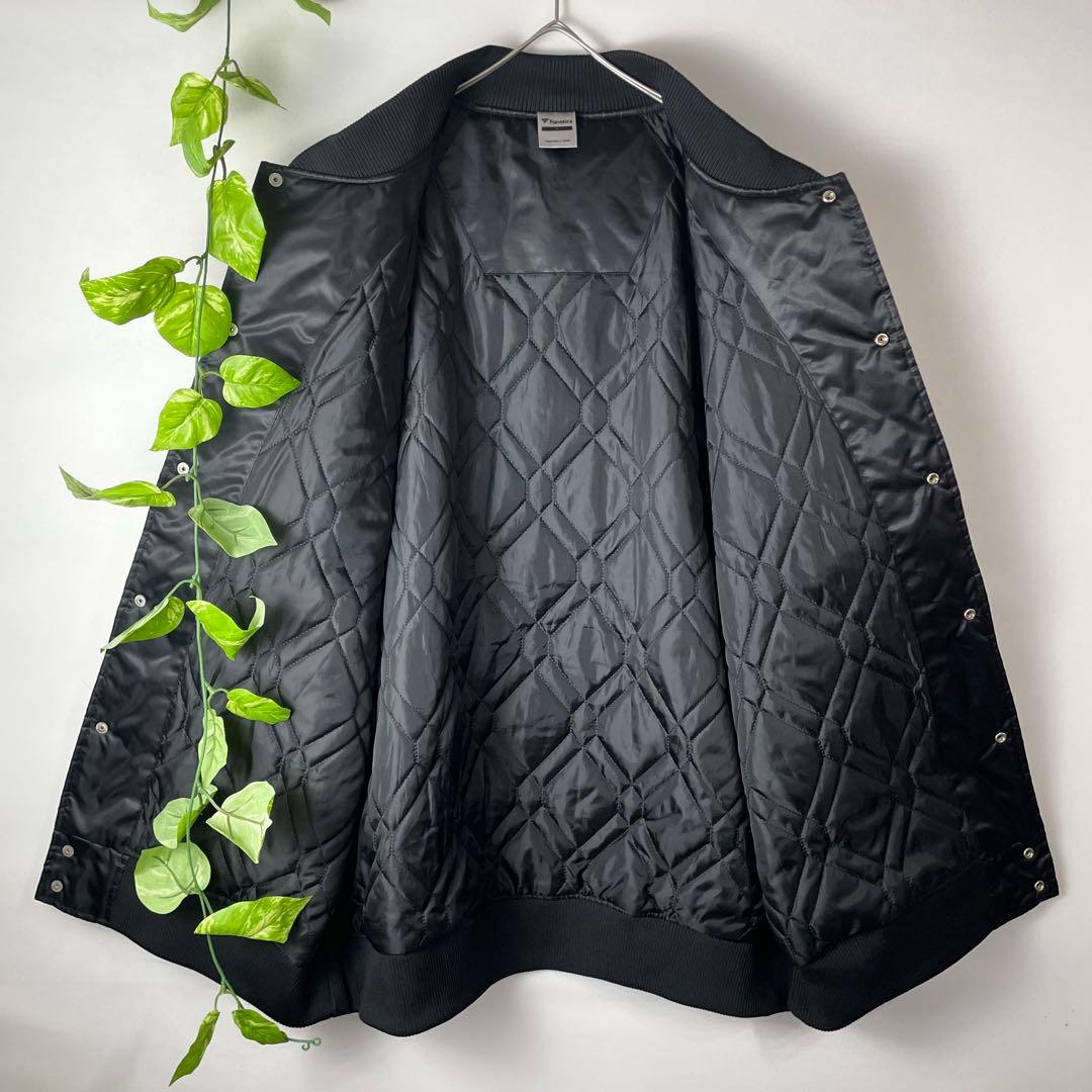 極美品✨2XL✨ニューヨークヤンキース MLB スタジャン 黒 ブラック