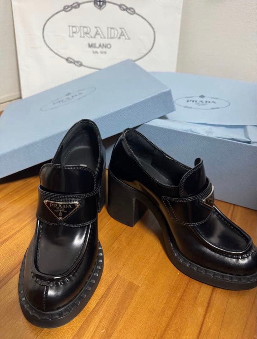 PRADA チョコレート ブラッシュドレザー ハイヒールローファー　35.5