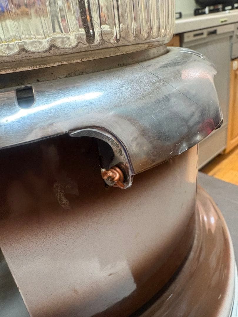 パーフェクションのブラウン石油ストーブ