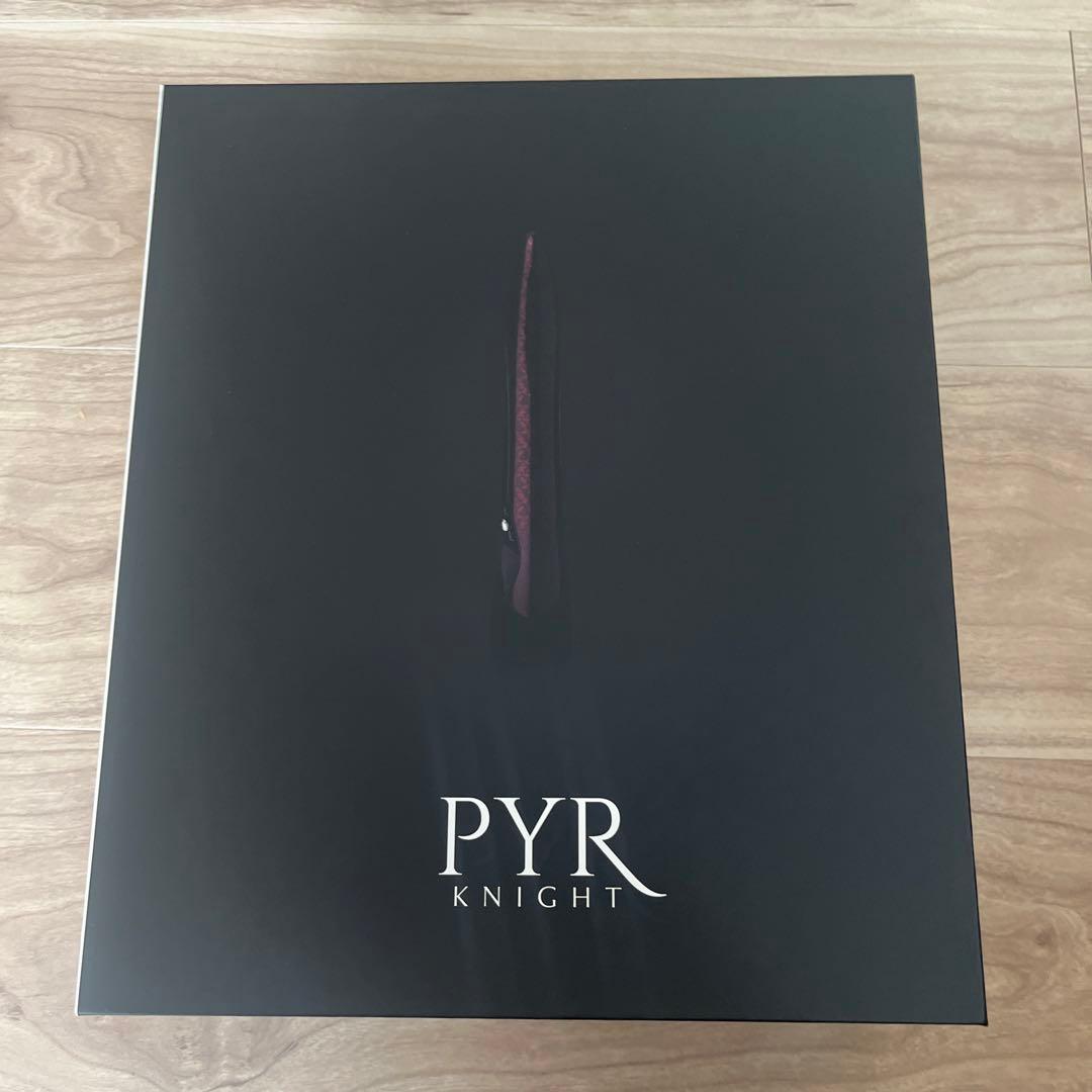 PYR KNIGHT パイラナイト