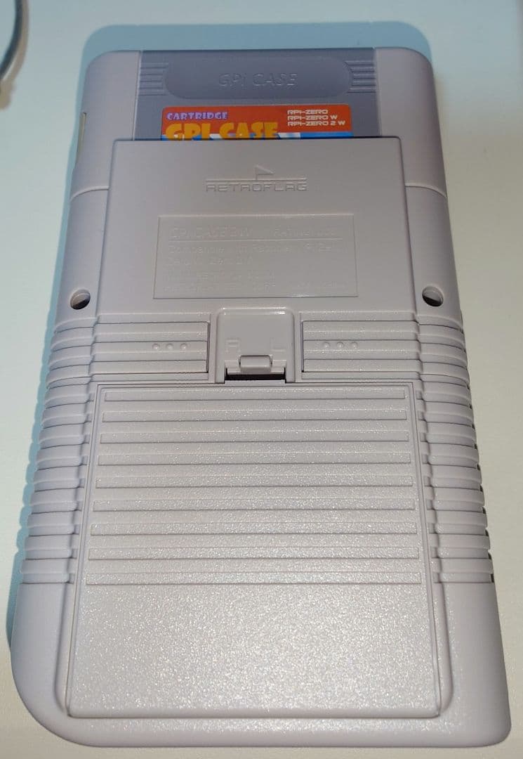 Retroflag GPi Case 2W とPi Zero 2 W のセット