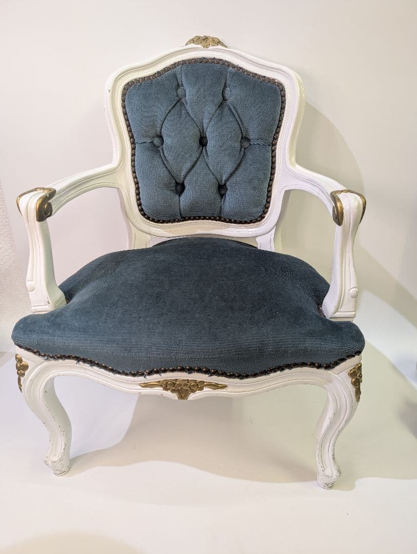 ロココ調 猫足 チェスターフィールドお宮参りお食初撮影用椅子 写真館用 撮影椅子