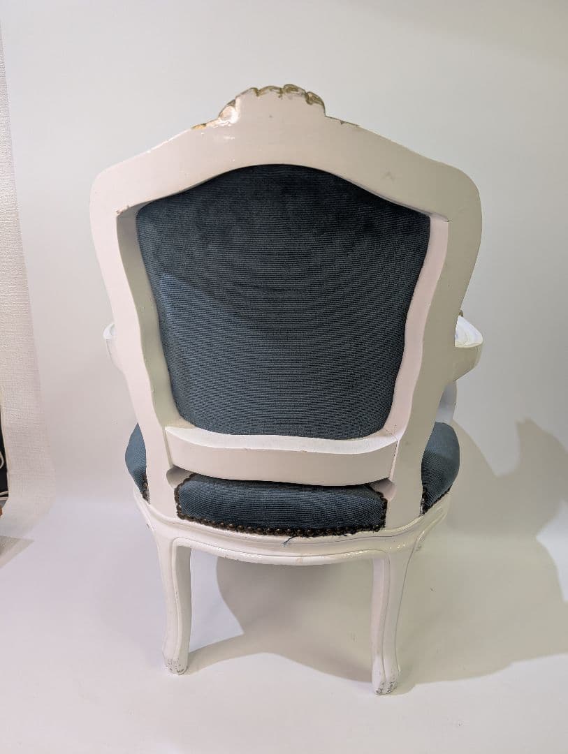 ロココ調 猫足 チェスターフィールドお宮参りお食初撮影用椅子 写真館用 撮影椅子