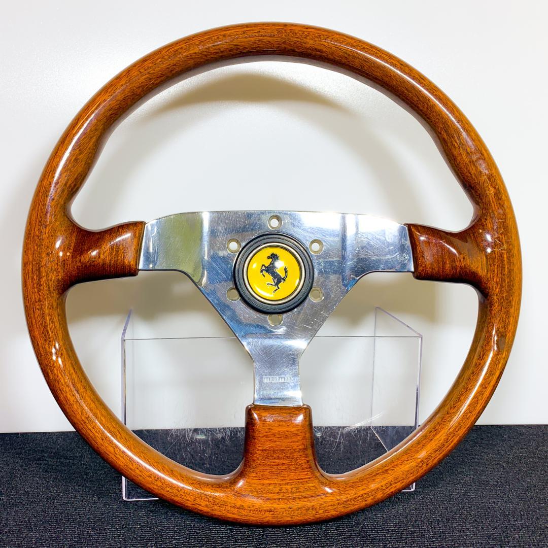 モモ ヴェローチェ ウッドステアリング 35パイ ダークウッド ホーンボタン付き