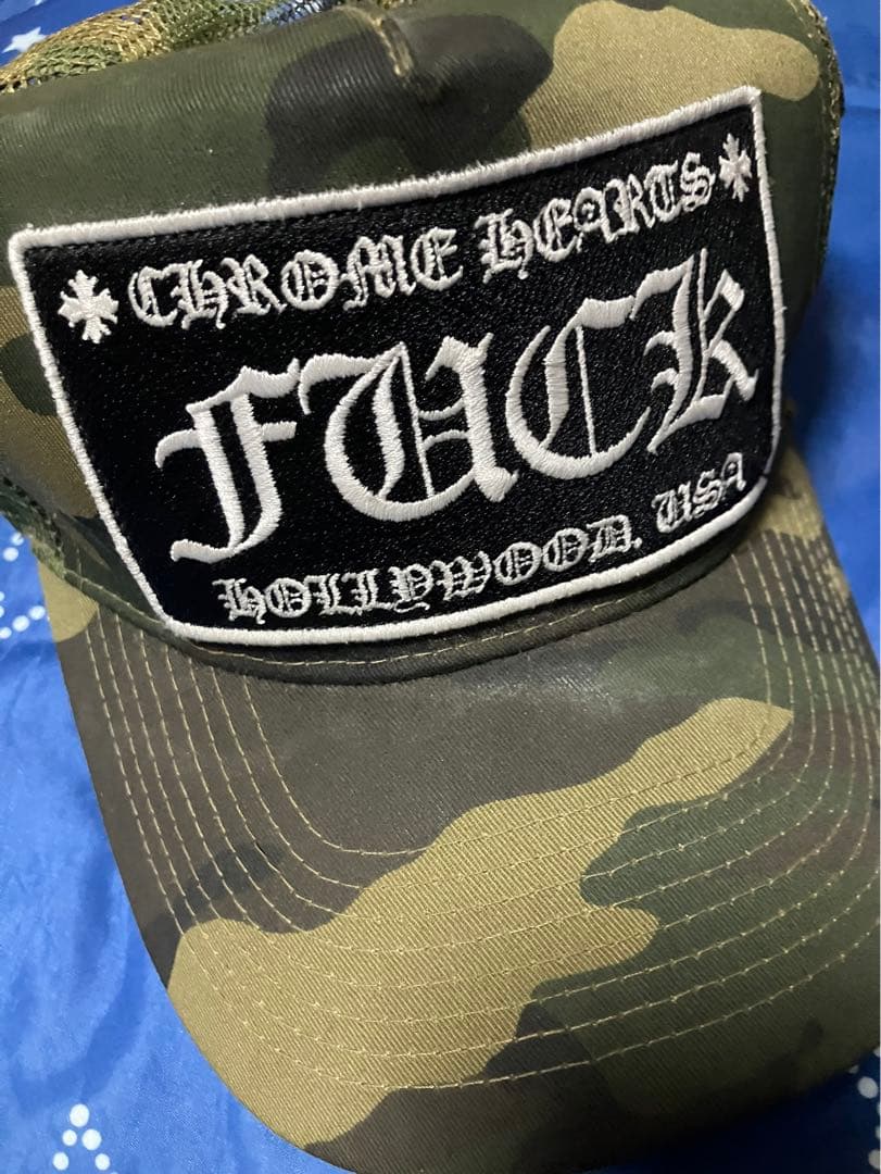 CHROME HEARTS カモフラ トラッカーキャップ