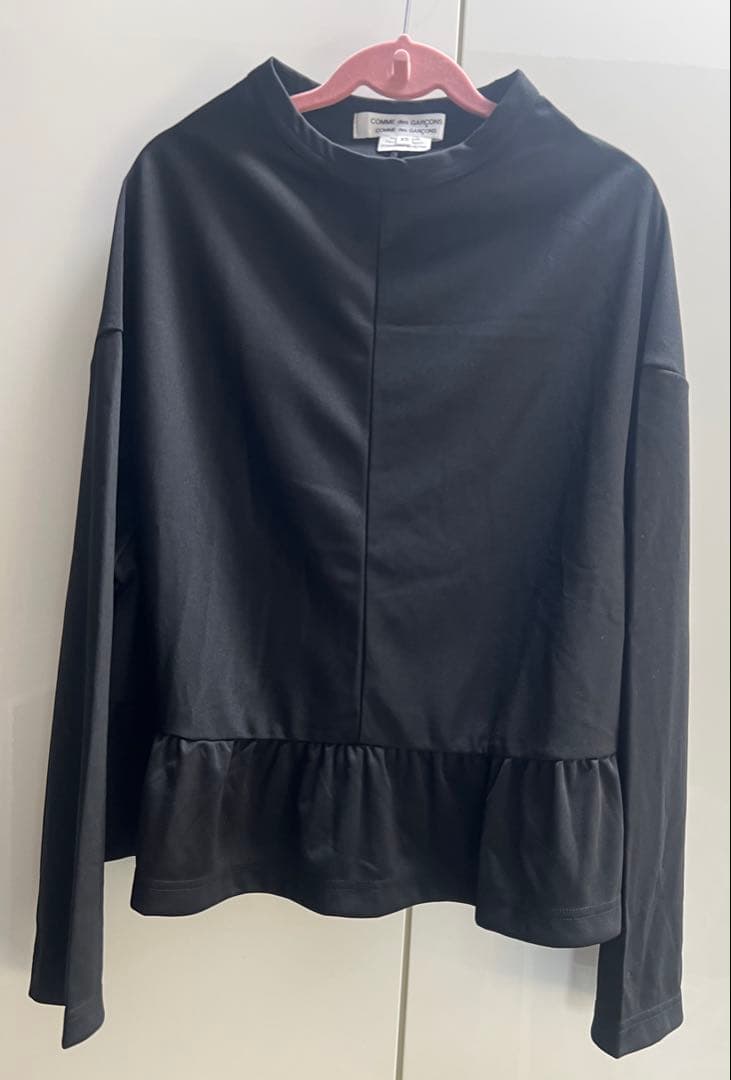 新品未使用　COMME des GARÇONS ブラック長袖トップス XS