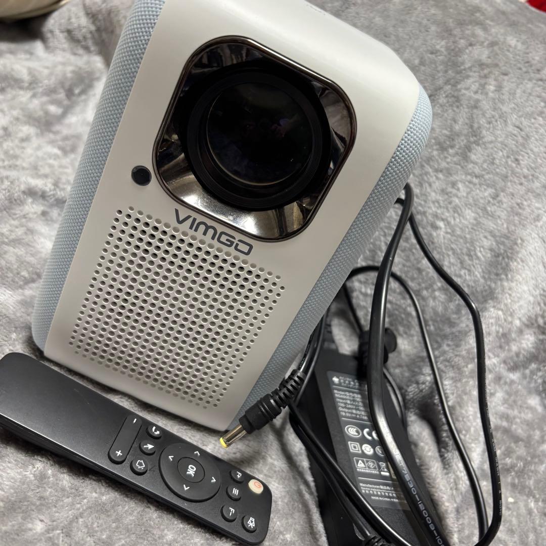 プロジェクター　VIMGO スタンド付き