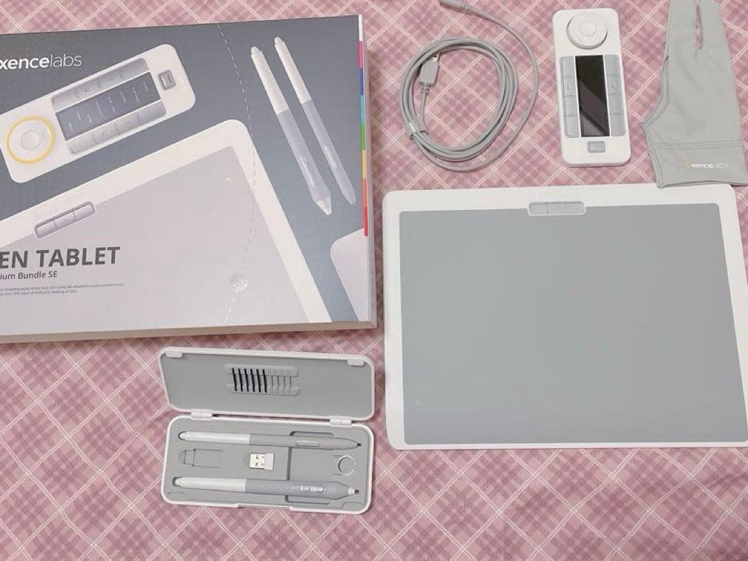 【サブデバイス付】XENCELABS ペンタブレット Medium 板タブ