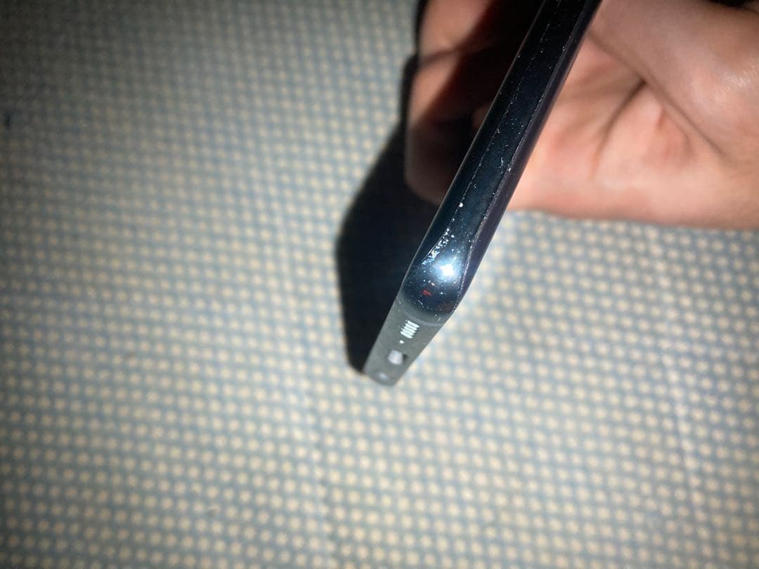 Samsung Galaxy S10 ケース付き