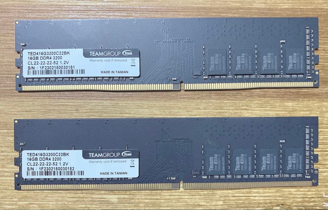 デスクトップ用 DDR4 メモリ 32GB (16GBx2) PC4-25600