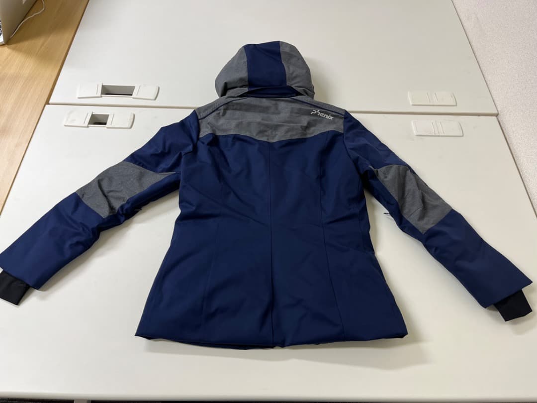 【新品】 phenix　スキーウェア　スノボウェア　レディース　Sサイズ　533