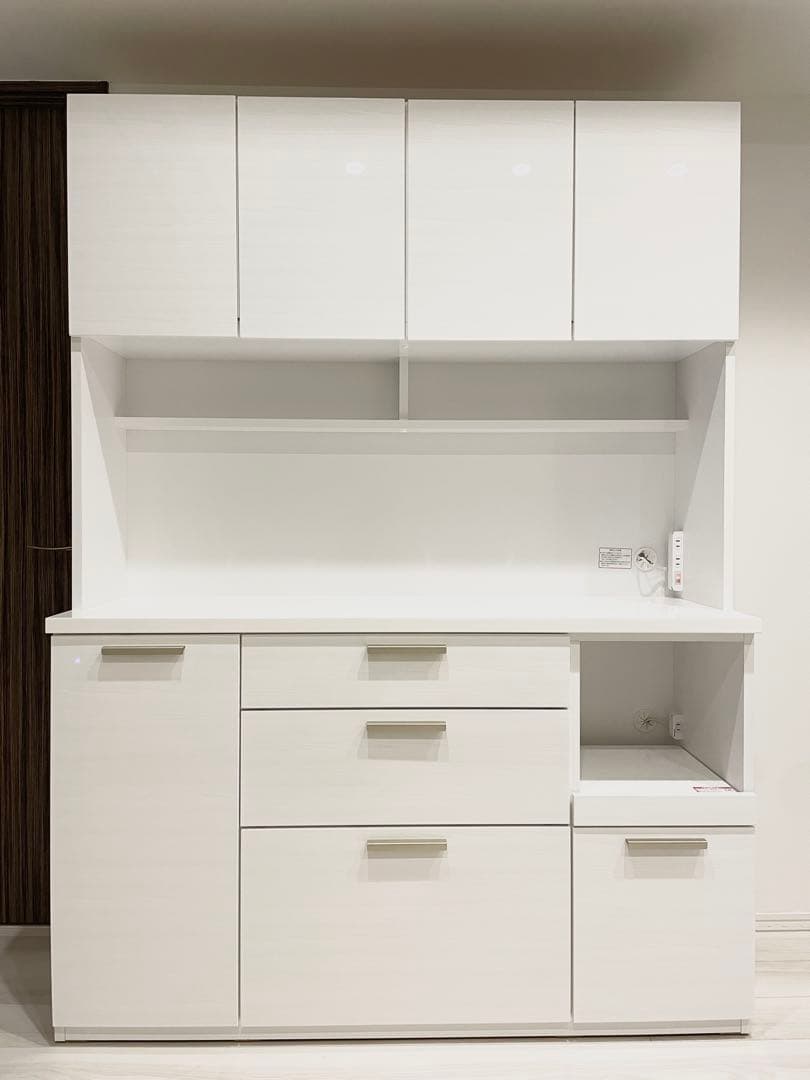 【ニトリ】ホワイト食器棚（140cm幅）