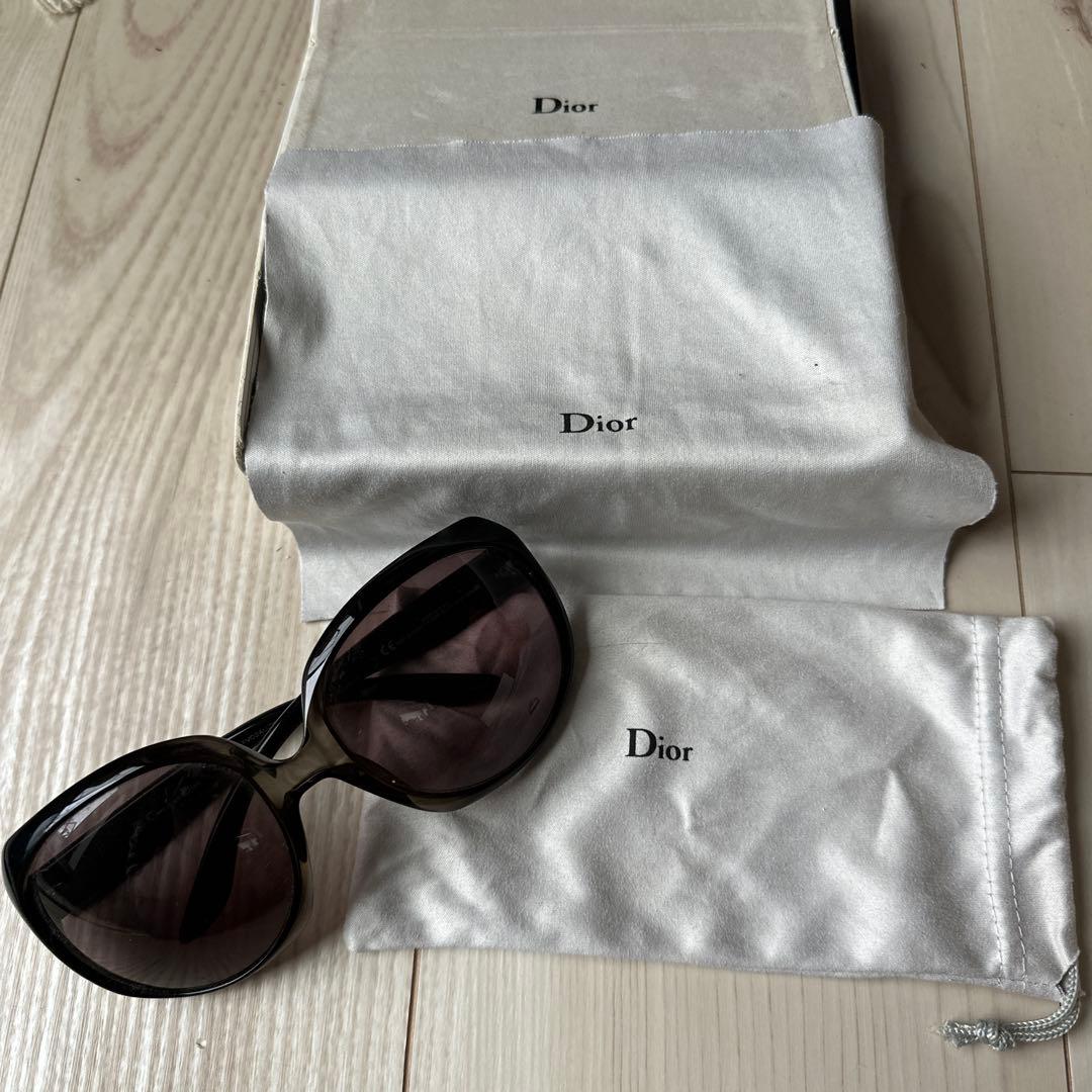 Dior ブラック サングラス ケース付き