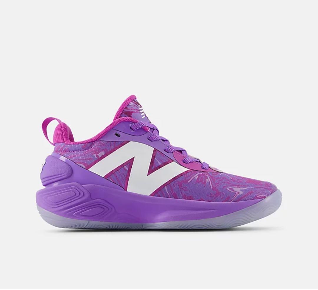 TWO WXY V5 23.5 バッシュ　バスケットボール　ニューバランス　NB