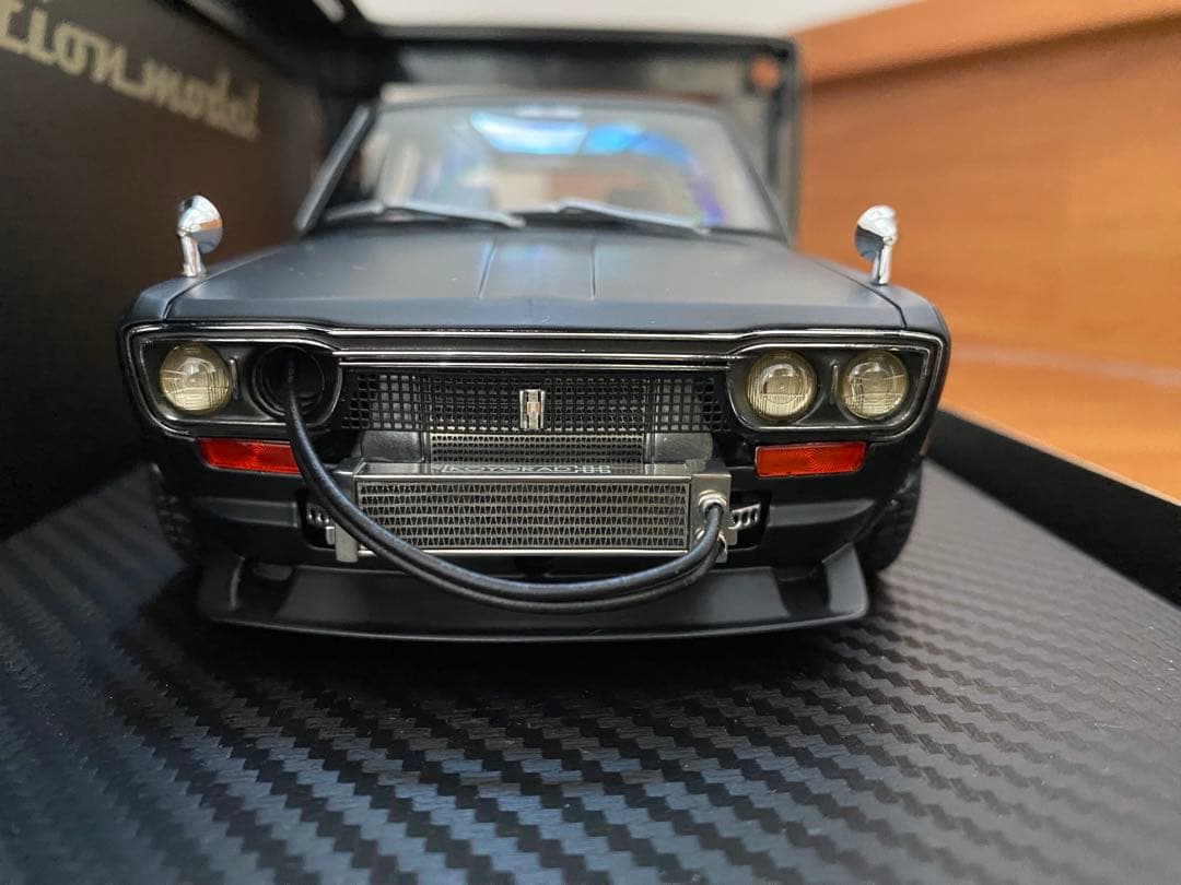 ミニカー Datsun Bluebird510 1/18