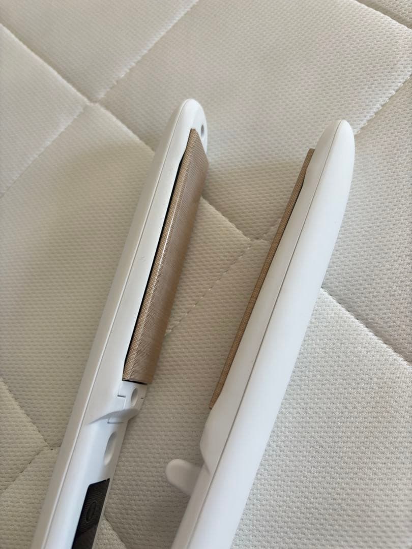 KINUJO 絹女　ストレートヘアアイロン　箱あり