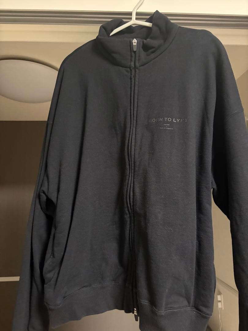 【完売品】LYFT スタンドカラー ジップアップ スウェットジャケット