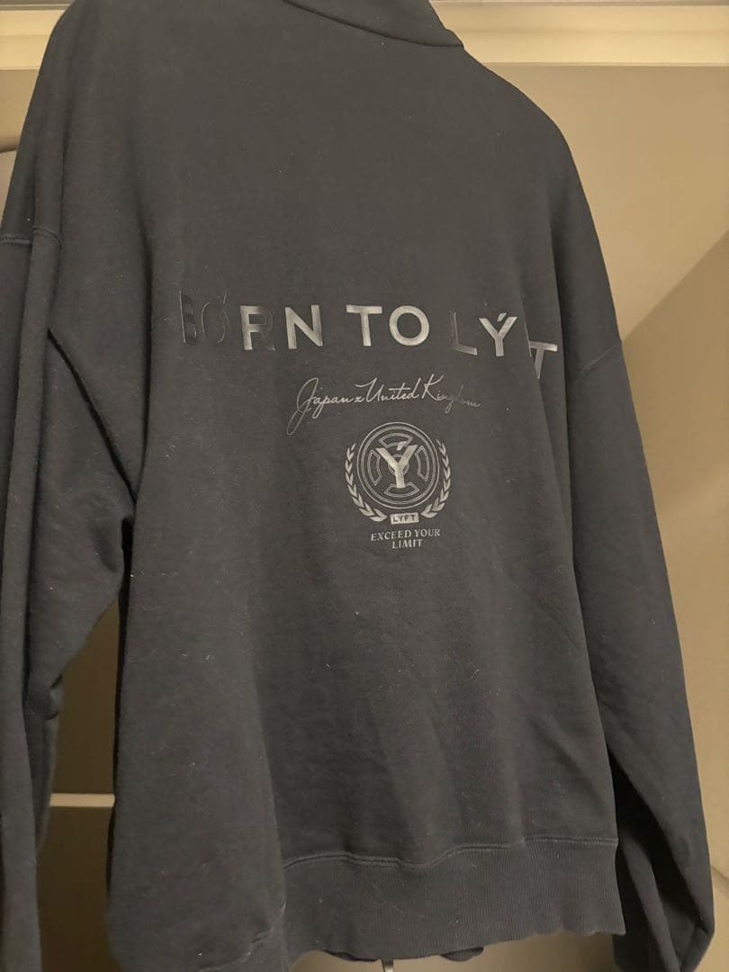 【完売品】LYFT スタンドカラー ジップアップ スウェットジャケット