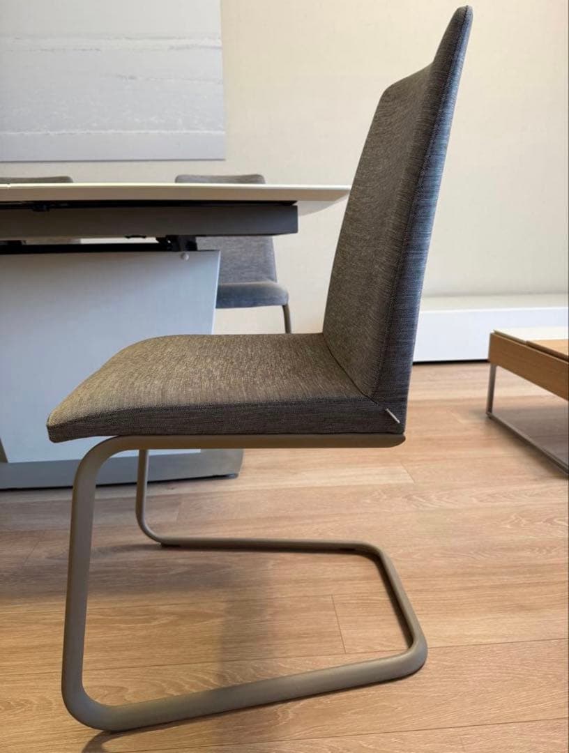 BoConcept（ボーコンセプト）ダイニングチェアLAUSANNEローザンヌ④