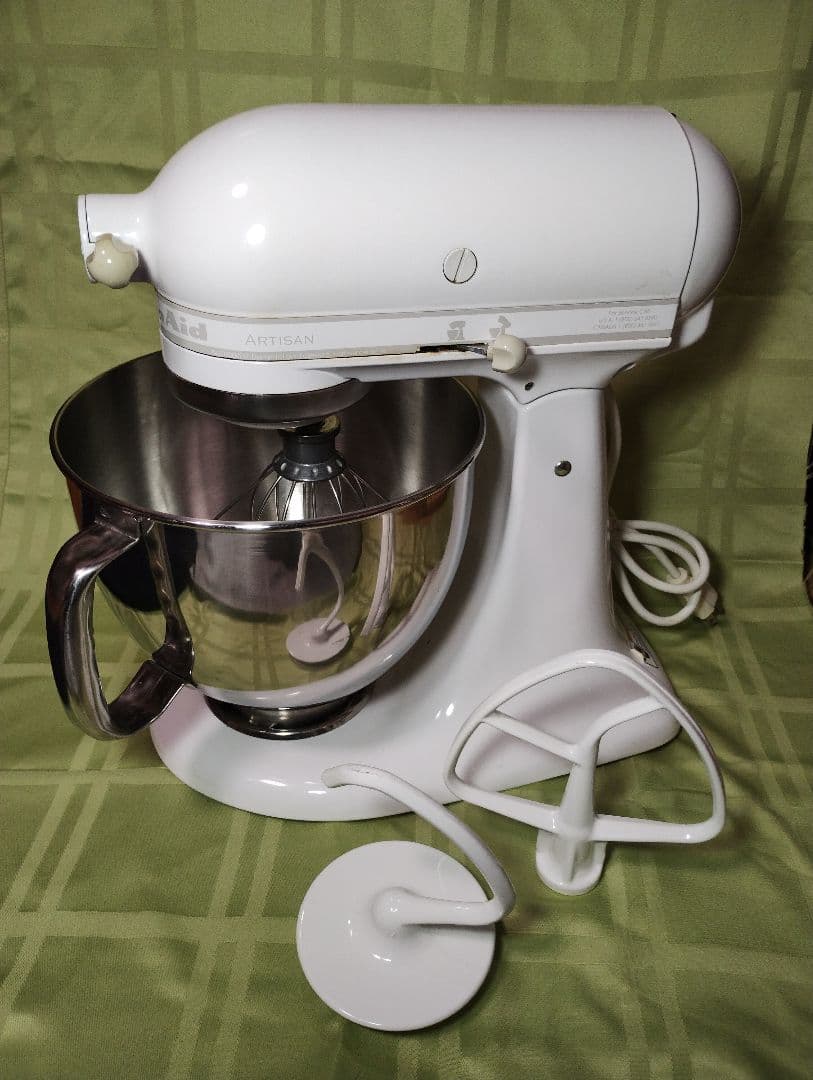 KitchenAid Artisan ホワイト ミキサー (米国購入品)