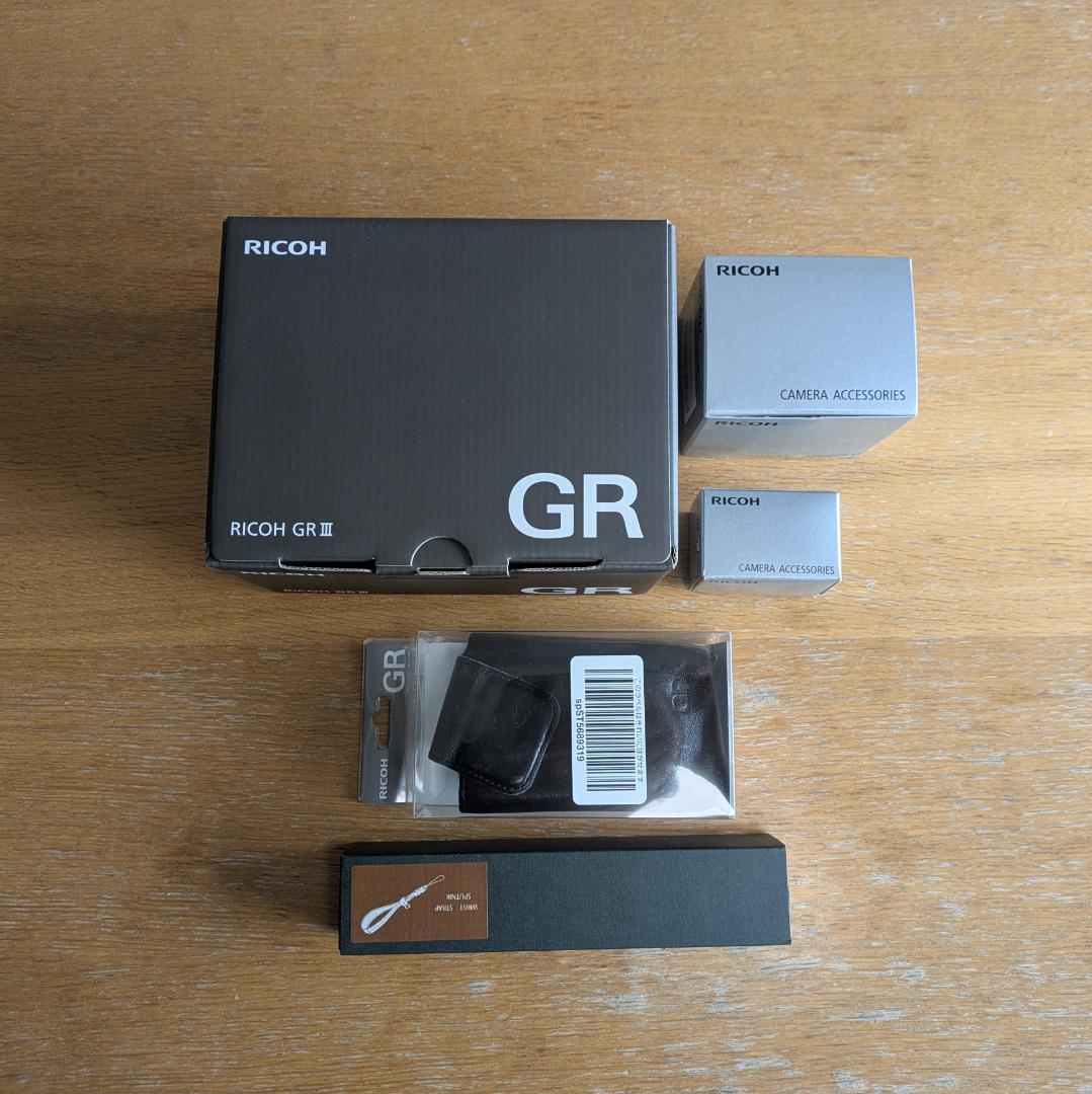 【公式メンテ済】 RICOH GR3 本体とアクセサリーセット（箱付）