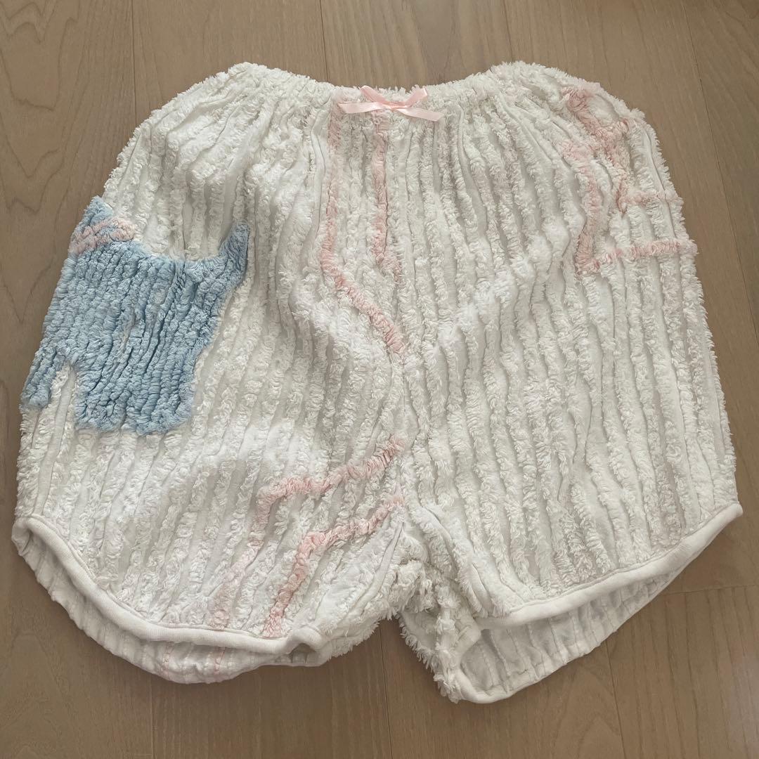 グニフニ♡シェニールのわんちゃんショートパンツ