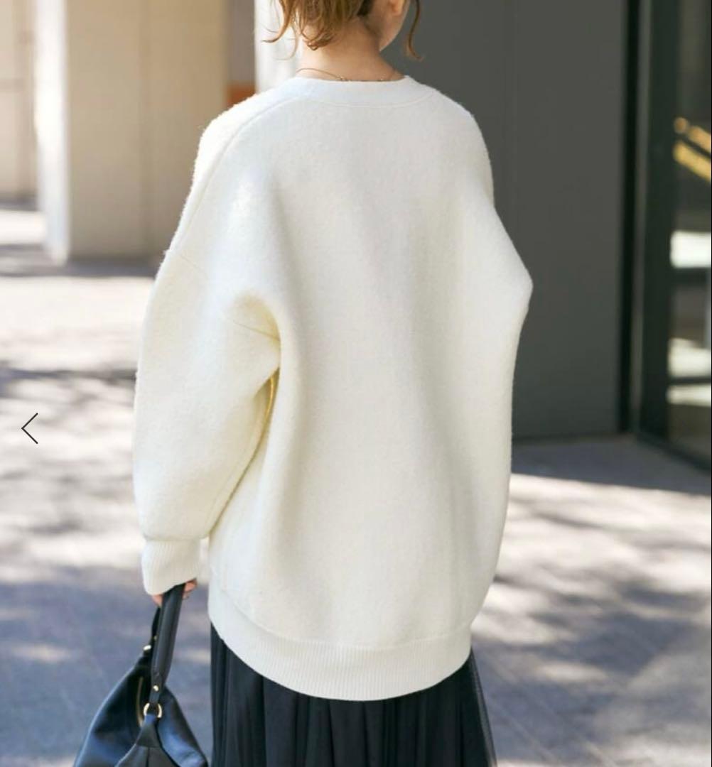 新品　Spick & Span ブークレダブルフェイスカーディガン　ホワイト　白