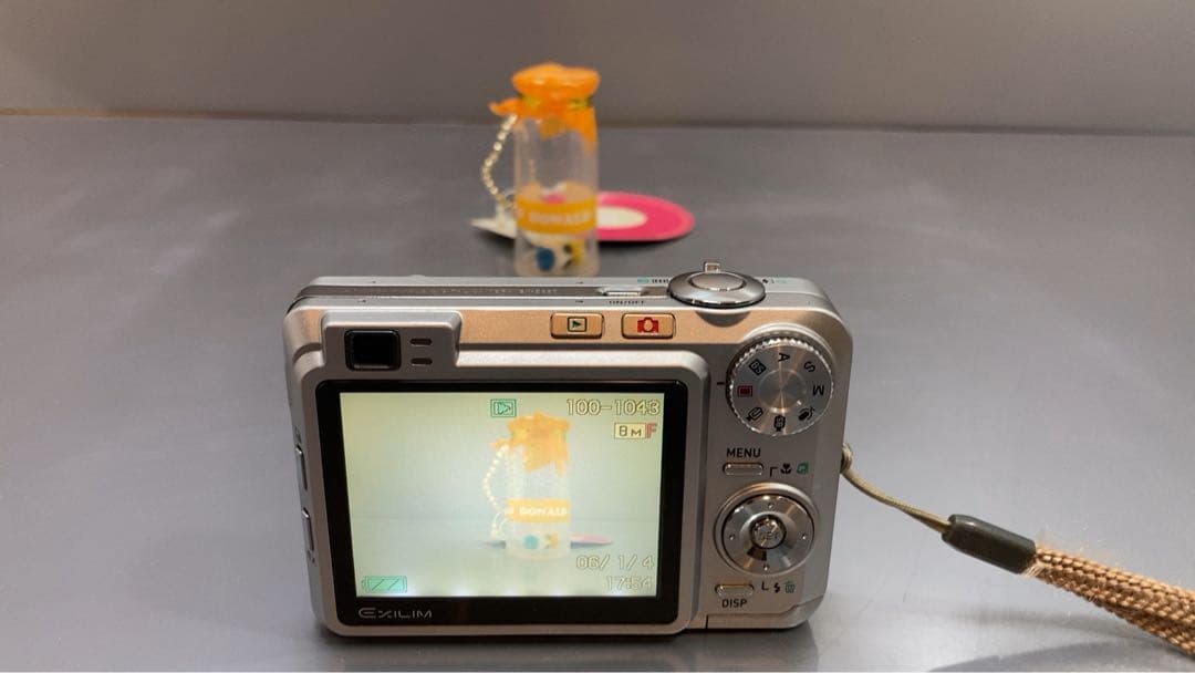 CASIO カシオ　EXILIM デジタルカメラ　EX-Z850