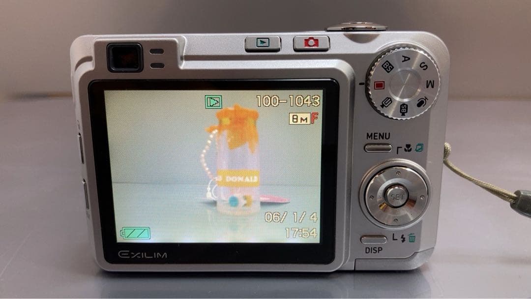 CASIO カシオ　EXILIM デジタルカメラ　EX-Z850