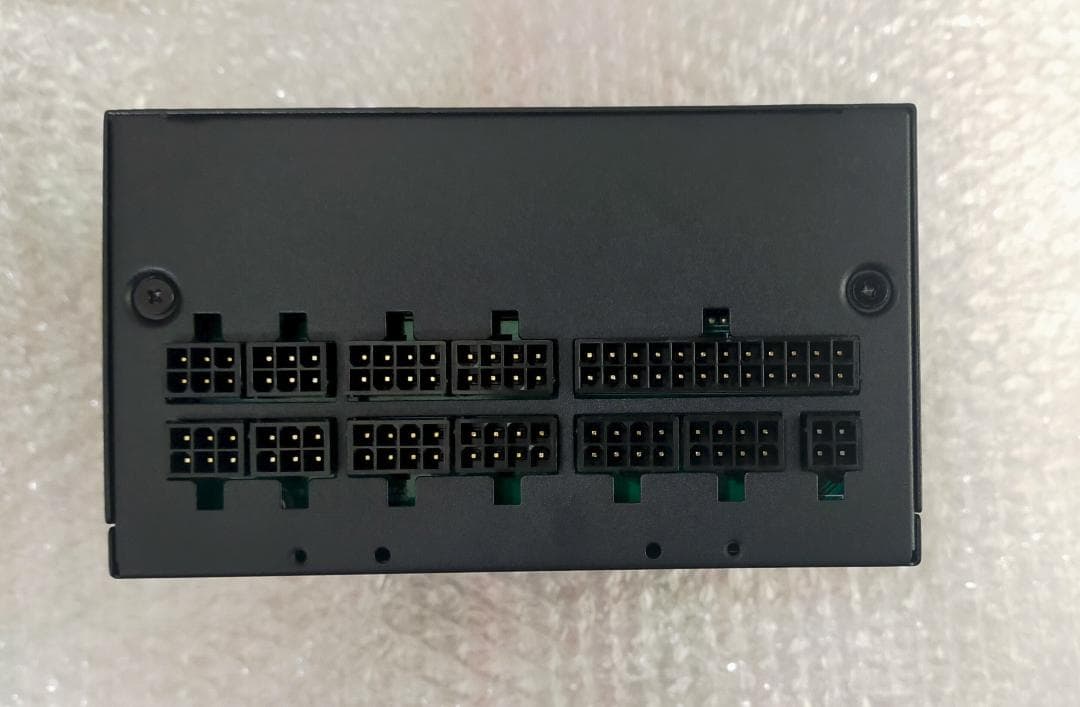 Enhance製 1000W 電源ユニット(型番：ATX-5010GB1)