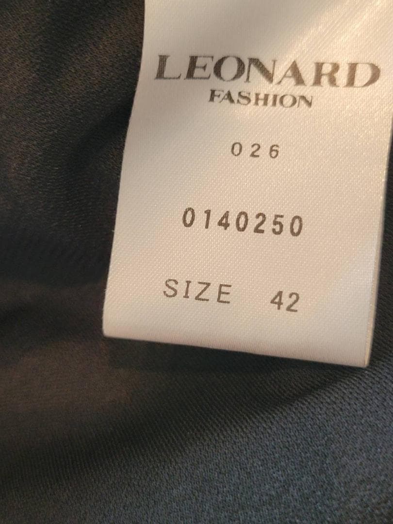 ひなた 美品 LEONARD ワンピース 42