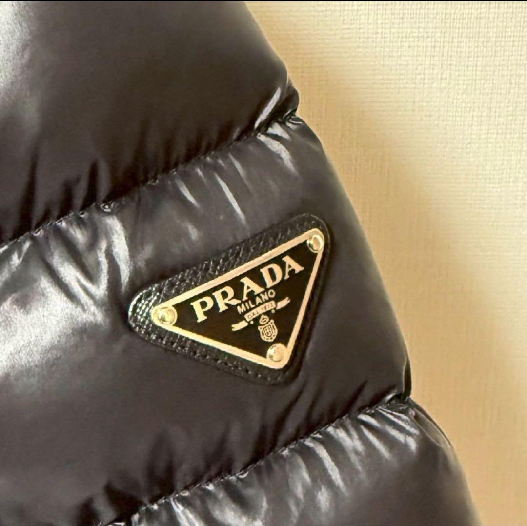 S*u様 prada プラダ ダウンジャケット ブラック プレート ロゴ