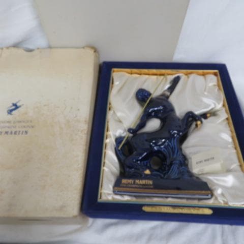 【箱付・未開栓】 レミー マルタン セントーリモージュ ケンタクロス 陶器ボトル