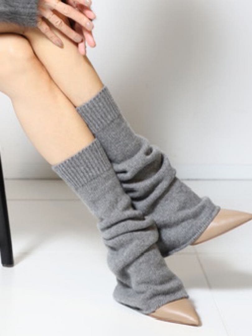 お値下げミューズドゥドゥーズィエムクラス未使用カシミアレッグウォーマー