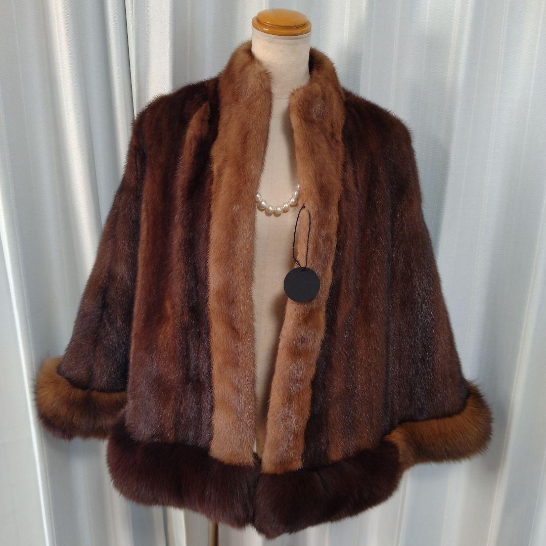 日本製✩未使用✩ミンク＆ブルーフォックス✩ファーケープ✩マント✩艷✩カジュアル