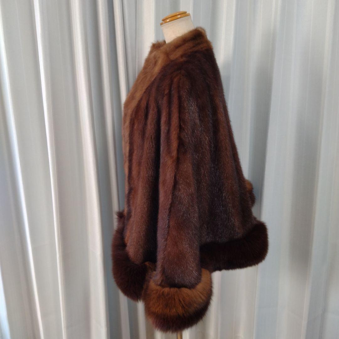 日本製✩未使用✩ミンク＆ブルーフォックス✩ファーケープ✩マント✩艷✩カジュアル