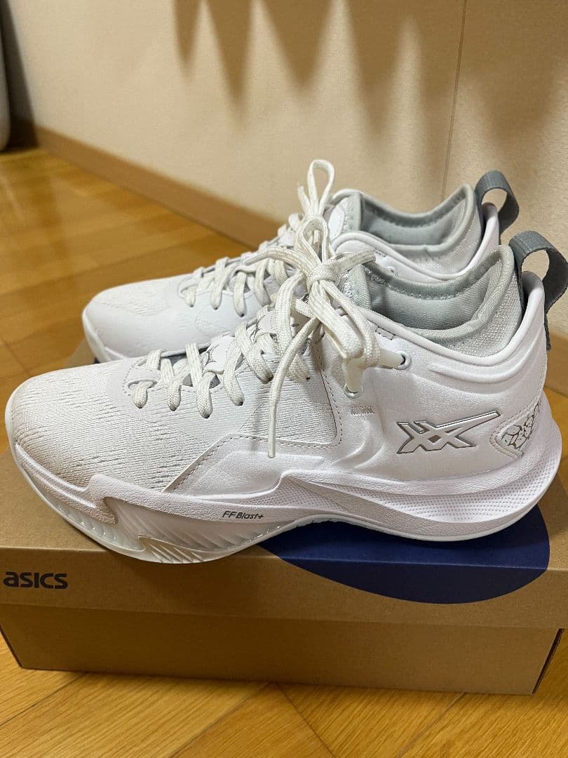 NOVA SURGE LOW 2 ノヴァサージ ロー2