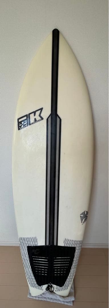 フィッシュツイン5'６　32.2L サーフボード