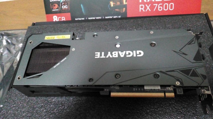 グラフィックボード・グラボ・ビデオカード GIGABYTE Radeon RX7600