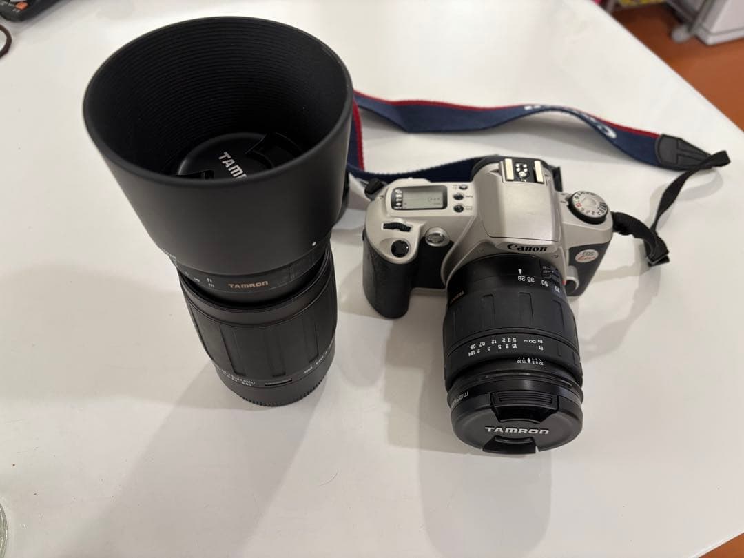 Canon EOS Kiss Tamronレンズ付き