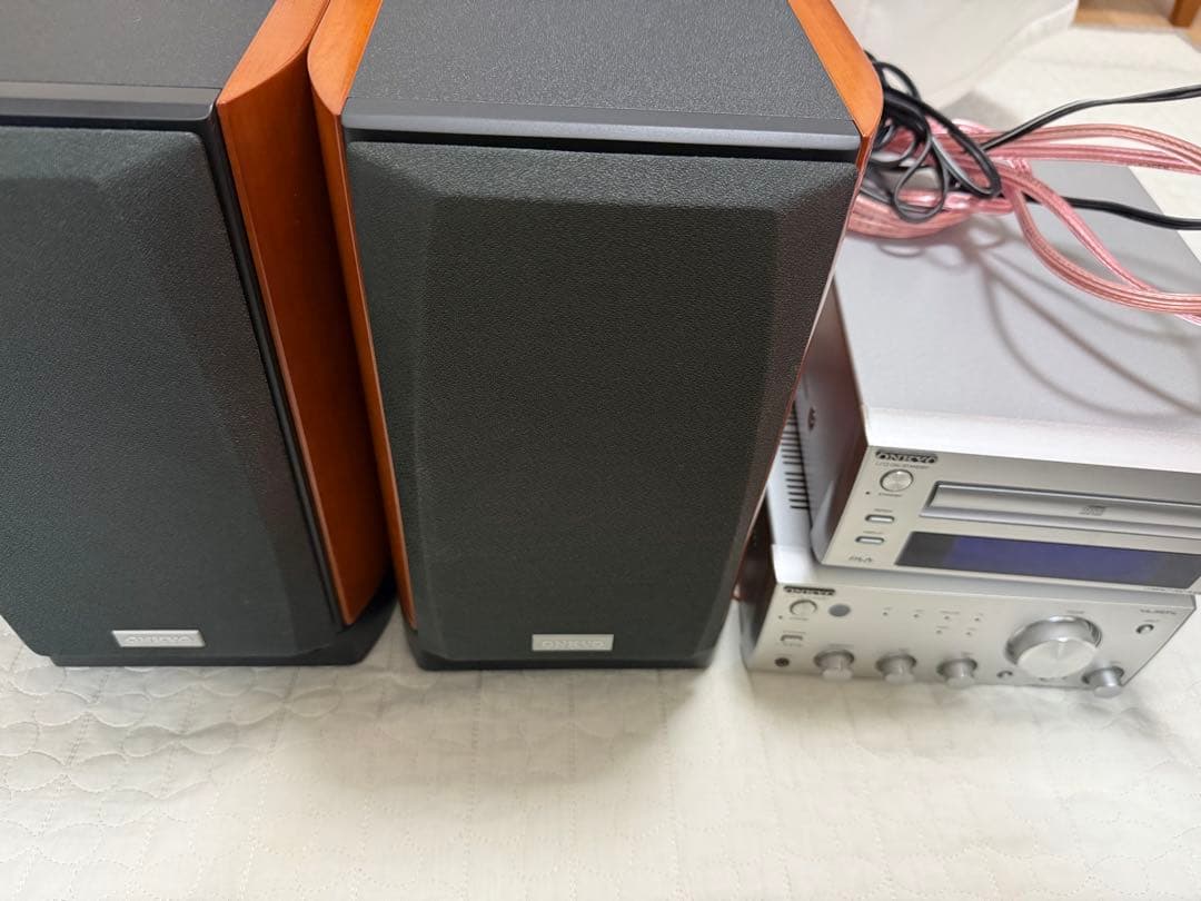 ONKYO オンキョー　CDプレイヤー　オーディオ　M2133