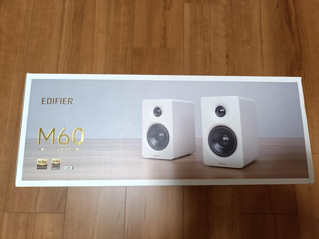 デスクトップスピーカー Edifier M60 ホワイト