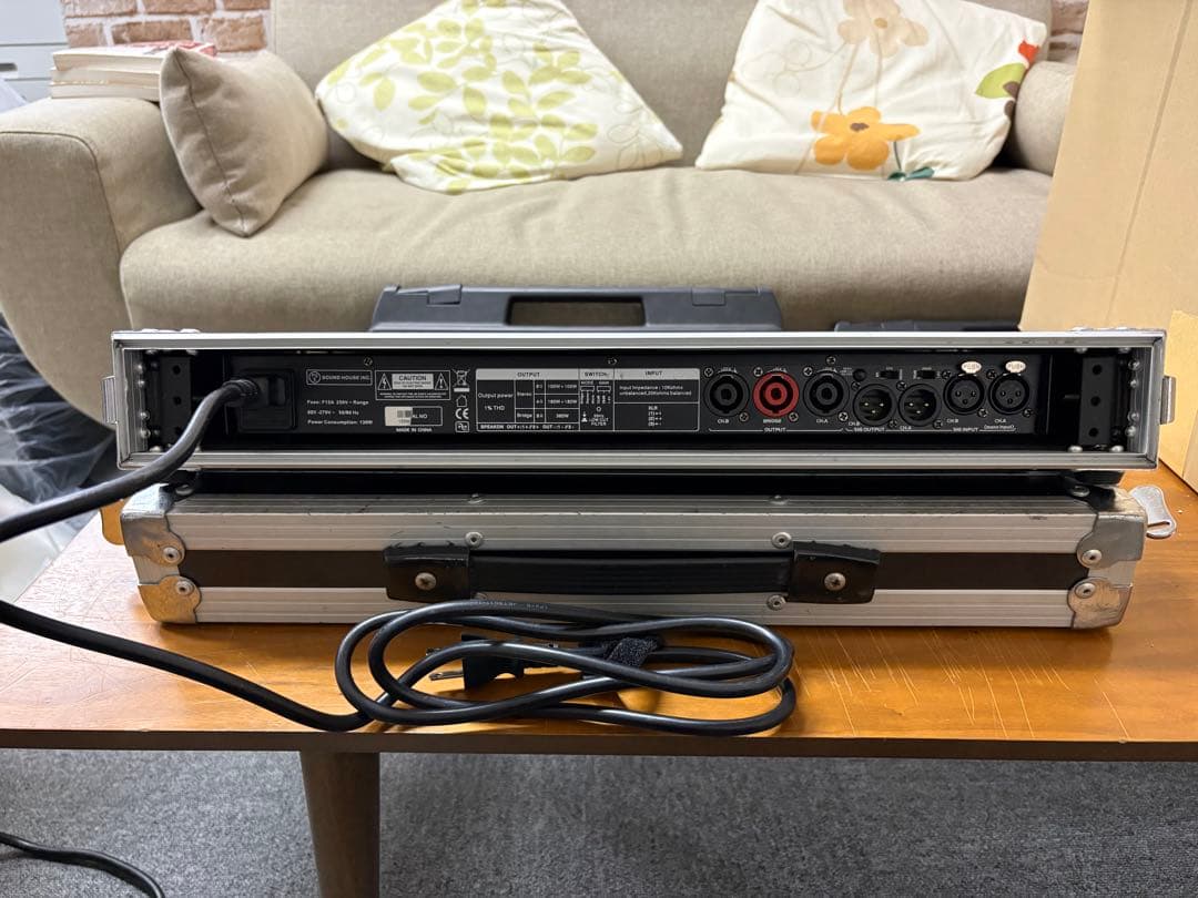 DCP400 パワーアンプ 2チャンネル ハードケース付