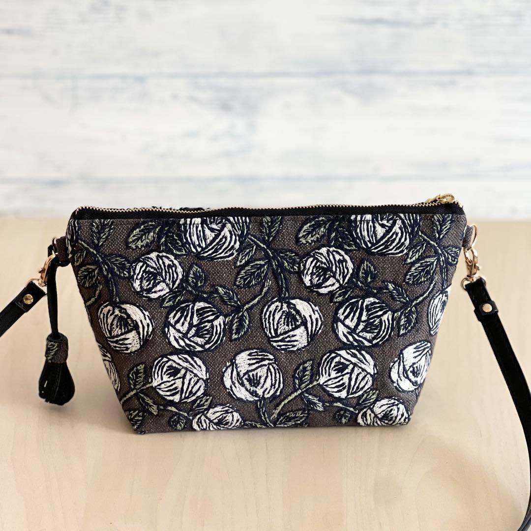 ミナペルホネン rosyショルダーバッグMB512-183