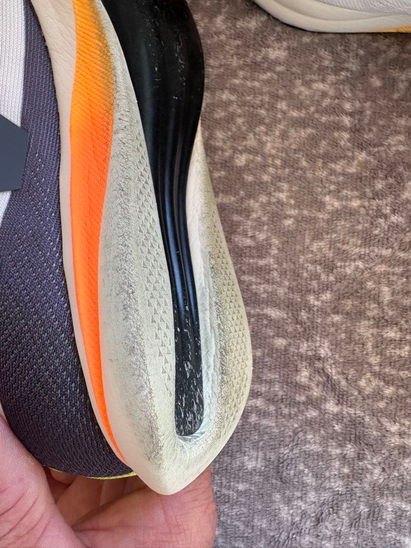 ボボ 様　New Balance FuelCell MD X v3 26cm