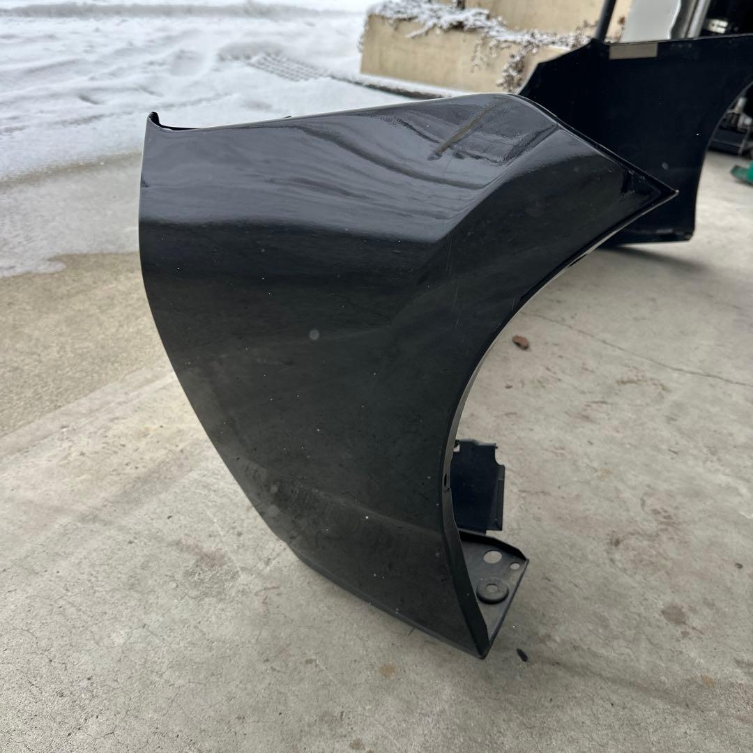 30プリウス　US左ハン リアバンパー