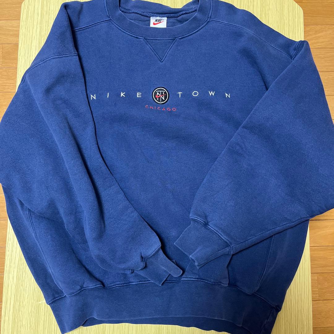 NIKE TOWN CHICAGO 90's スウェット