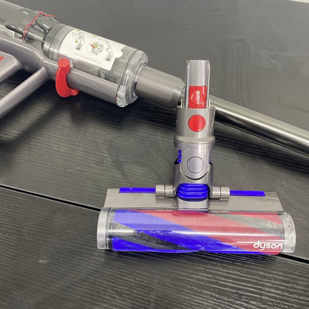 送料込み＊ダイソン コードレス掃除機 2021年製＊0516-6